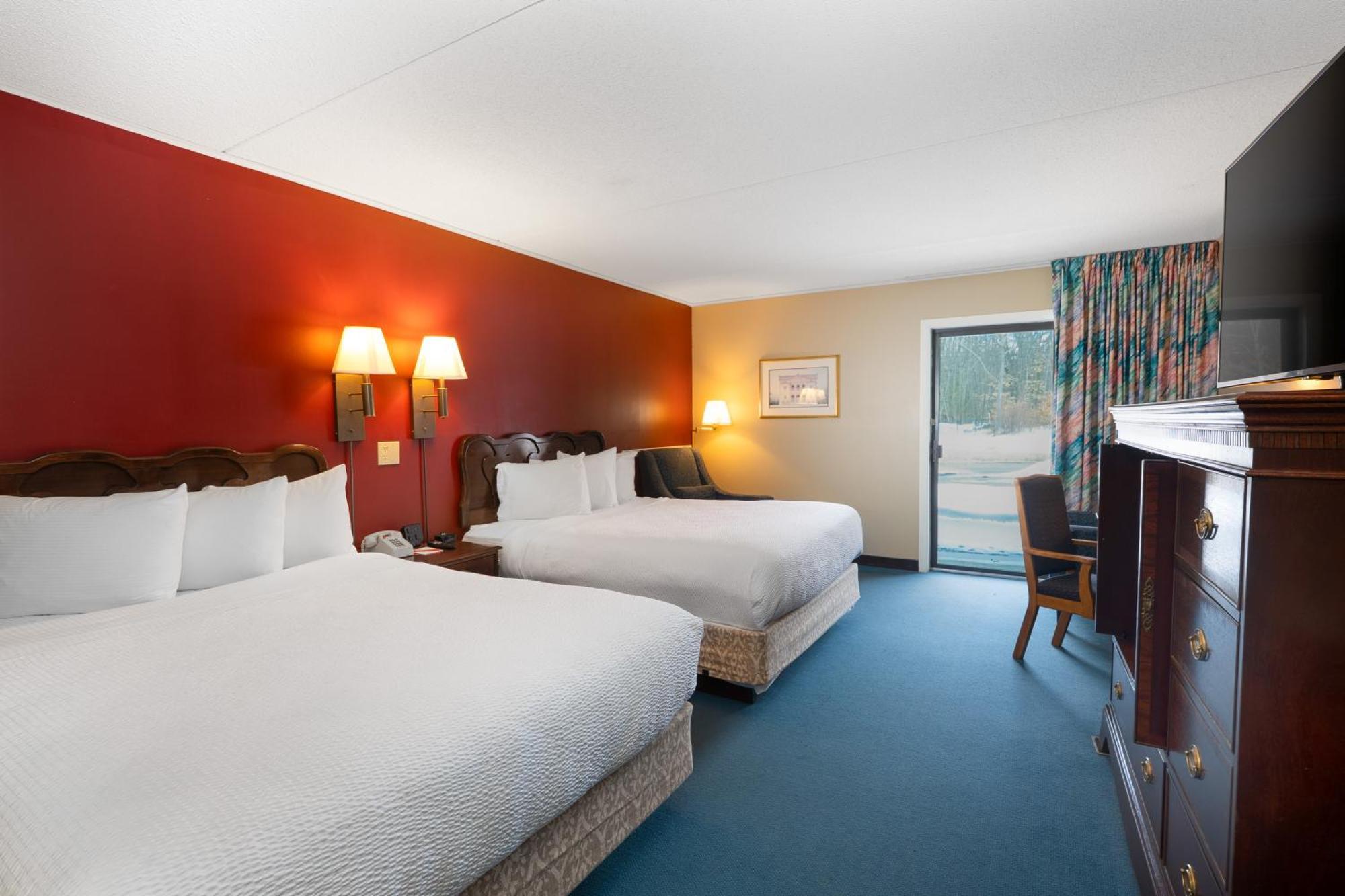 Fireside Inn & Suites Гилфорд Экстерьер фото
