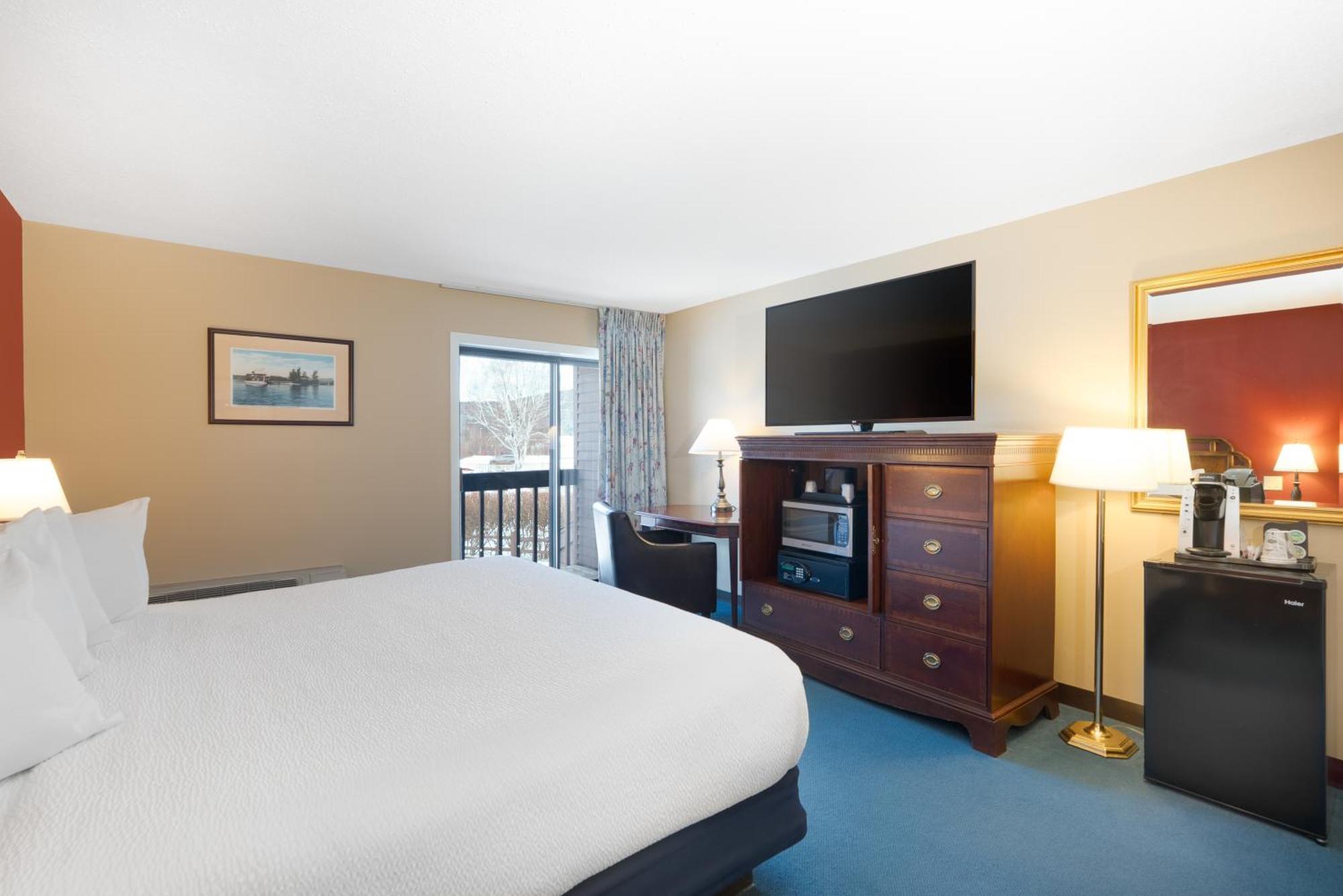 Fireside Inn & Suites Гилфорд Номер фото