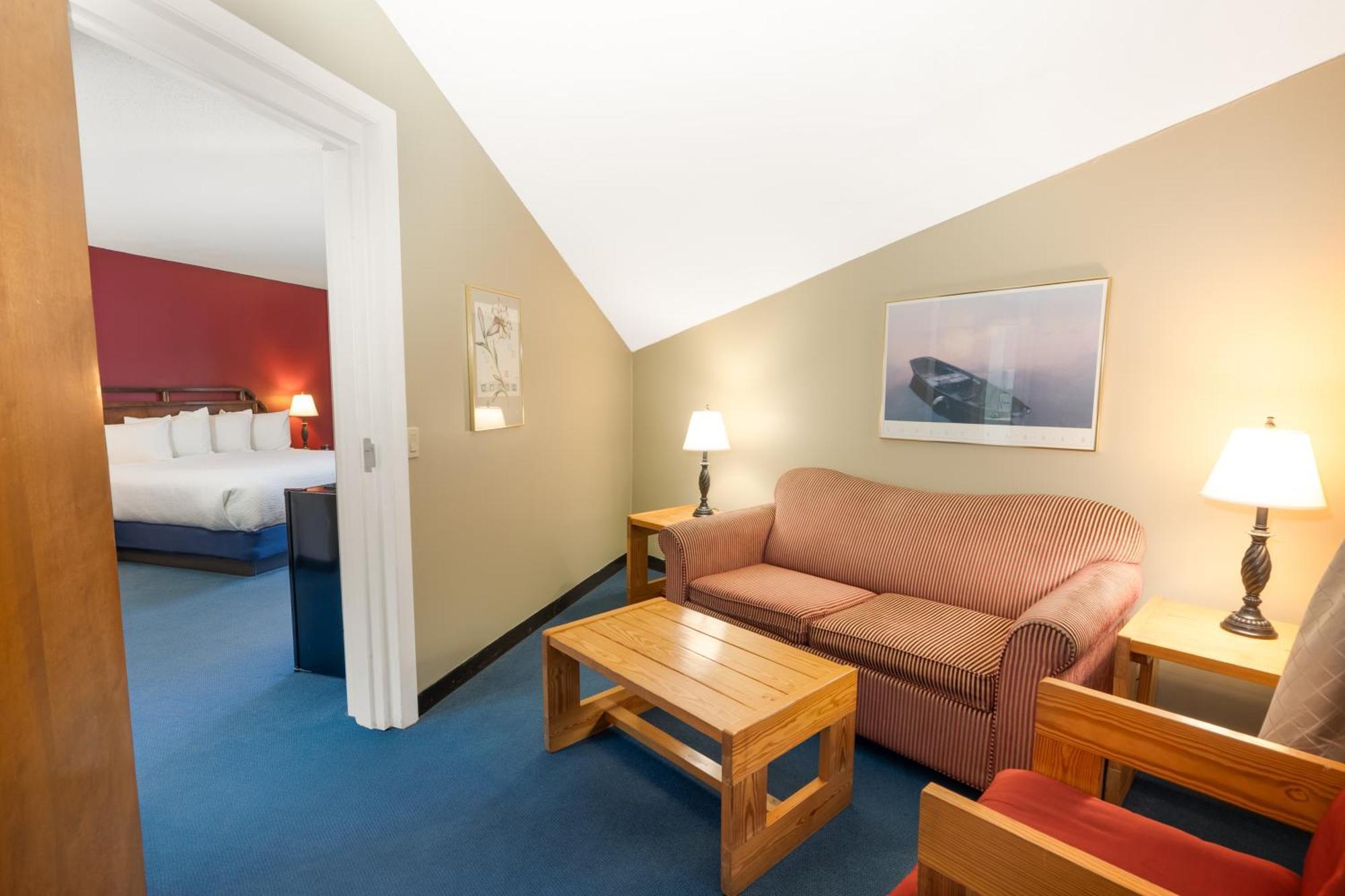 Fireside Inn & Suites Гилфорд Экстерьер фото
